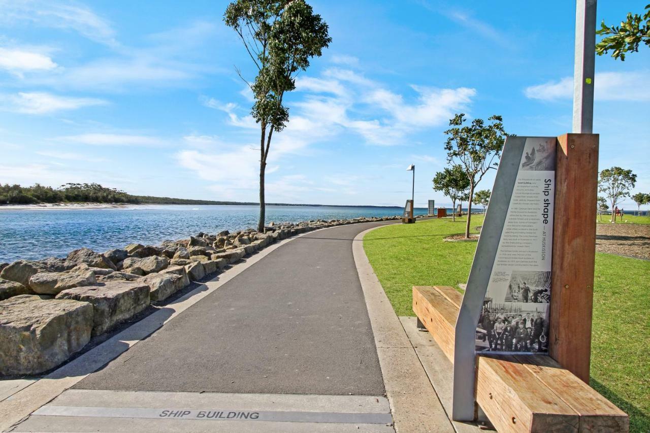 Jervis Bay Waterfront Villa Vincentia Bagian luar foto